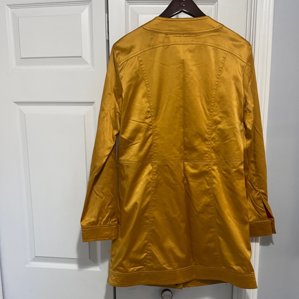 Stylish Gold Jacket for Women size medium - Picture 7 of 7